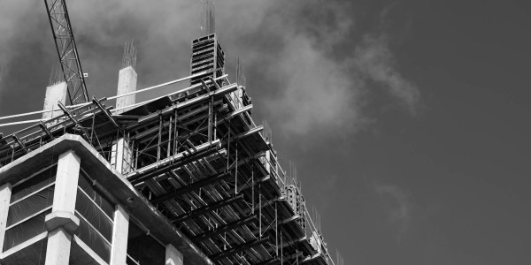 Vicios Ocultos Construcción / Defectos Constructivos la Sénia · Problemas en Calidad de los Materiales; Parquet, Puertas, Ventanas